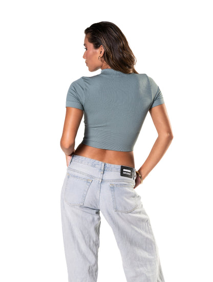 Smooth Ribbed Zip-Up Short Sleeve Crop Top